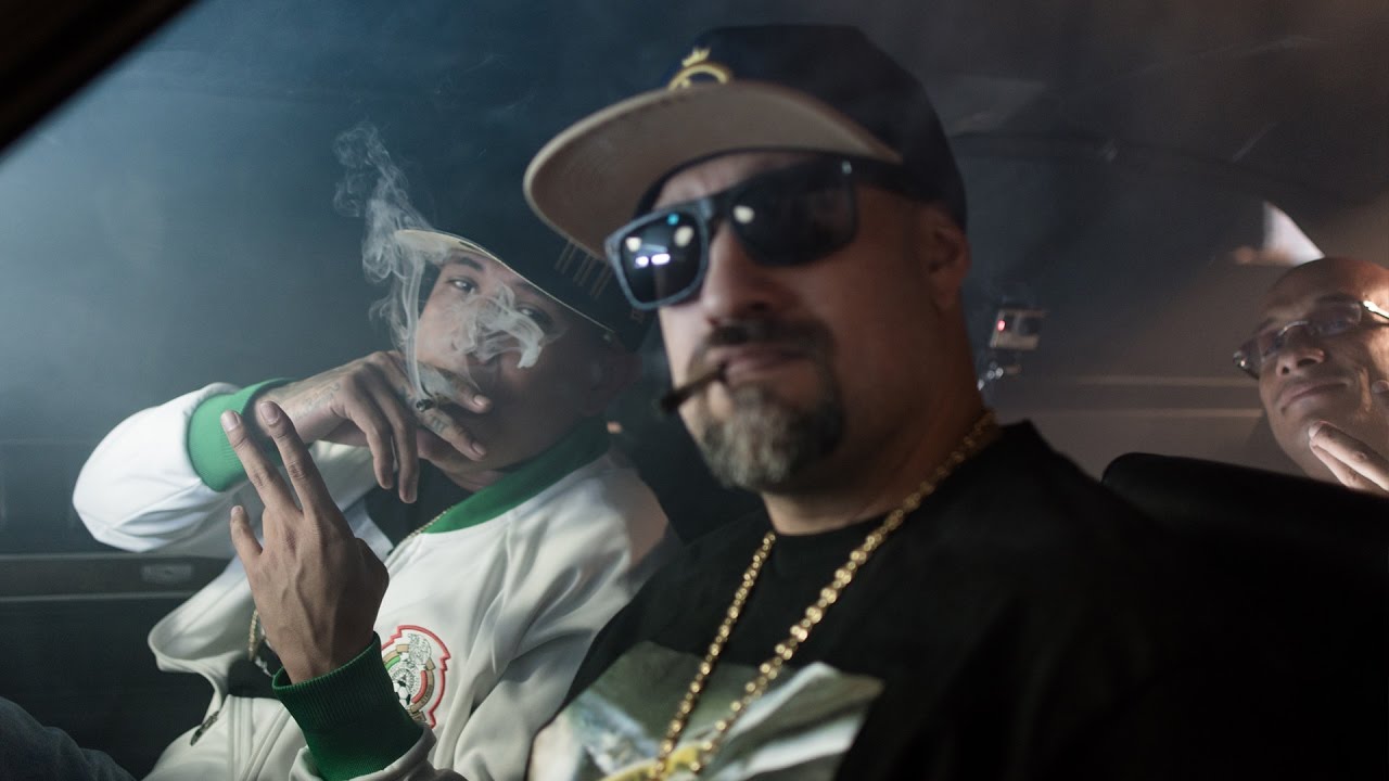 Insane in the brain cypress. Cypress Hill Black Sunday обложка. Smoke Box b-real. Cypress Hill Insane in the Brain. Cypress Hill Dr Greenthumb.